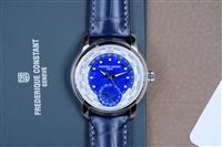 Fabriano - Piazza del Comune 25 - Orologio Frederique Constant Uomo Manufacture Worldtimer in Acciaio FC-718LA4H6 - FC-718LA4H6